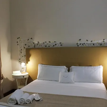 לינה וארוחת בוקר Milu'